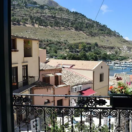 Fronte Del Porto Castellammare del Golfo
