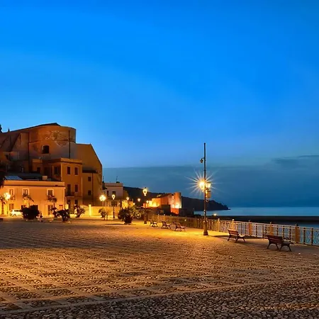 Fronte Del Porto Castellammare del Golfo