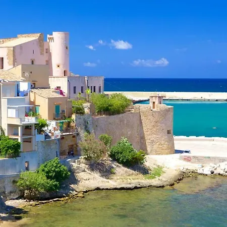 Fronte Del Porto Holiday home