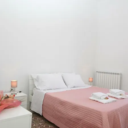 Fronte Del Porto Holiday home *